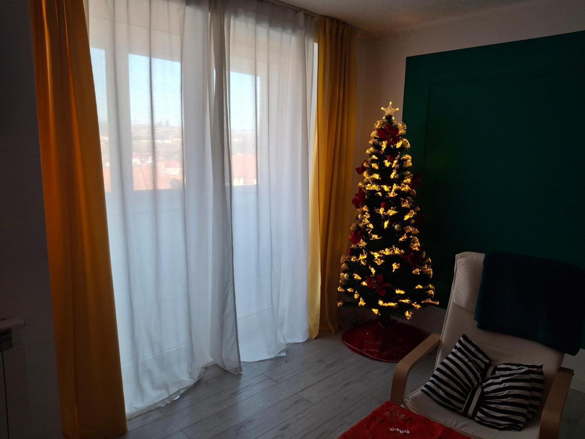 Topliţa Studio F13 מראה חיצוני תמונה